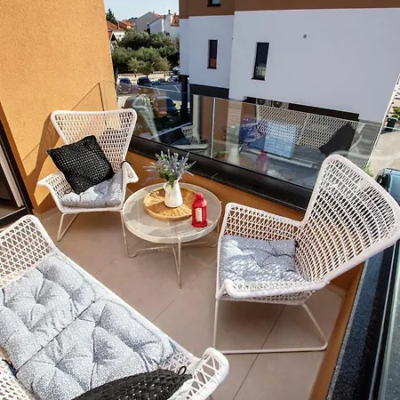 Pine Hills * Задар