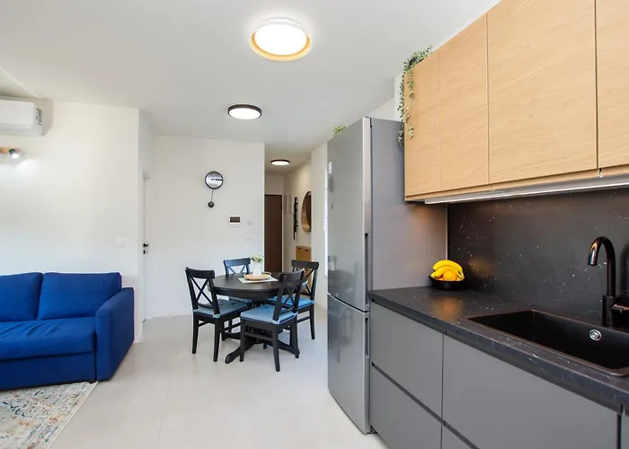 Pine Hills Apartman *